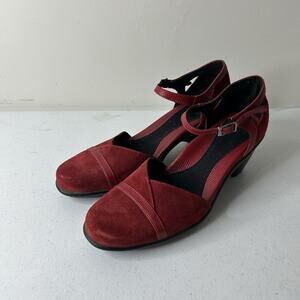 Dansko Mary Jane Shoe Womens 40 US 9 Roxy Poppy Red Suede Comfort